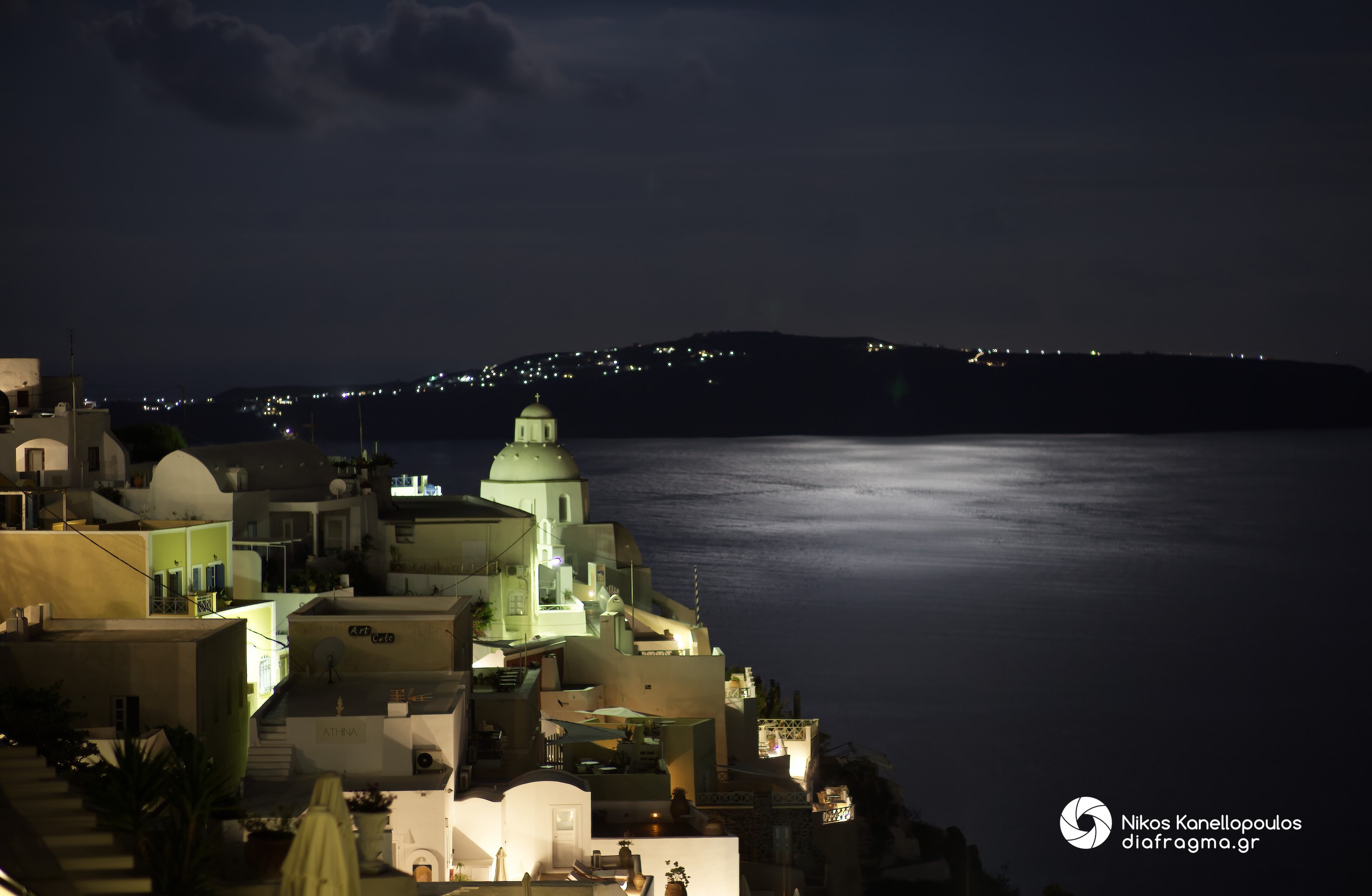 Σαντορίνη στο σεληνόφως